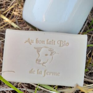 savon-artisanal-de-soin-lait-de-vache-bio-la-mesange-bleue